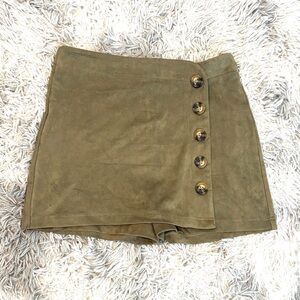 Altar'd State Size M Sage Green Stretch Textured Skort